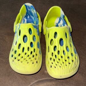 Kids Bucees Yellow and Blue Slip-On Shoes